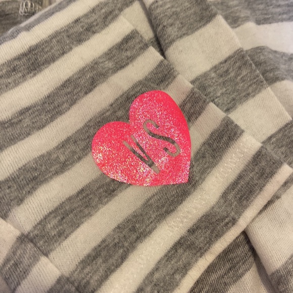 Victoria's Secret Longsleeve Sleep Shirt - Picture 7 of 7